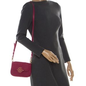 Excellent condition Tory Burch Amanda crossbody